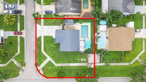 7803 Elwood Dr, Greenacres, FL 33467