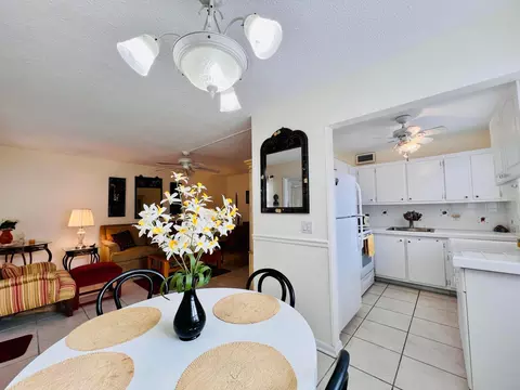 173 Dorchester H #173, West Palm Beach, FL 33417