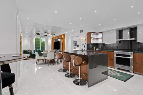 600 S Dixie Hwy #315, West Palm Beach, FL 33401