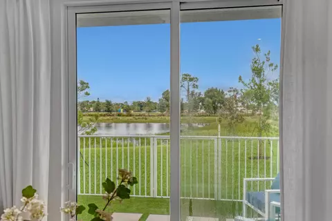 View/Area - 137 SE Birch Ter, Stuart, FL 34997 photo 1 of 16