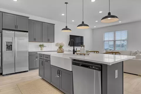 Kitchen - 137 SE Birch Ter, Stuart, FL 34997 photo 2 of 5
