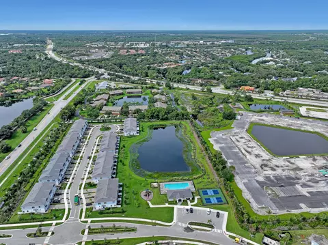 View/Area - 137 SE Birch Ter, Stuart, FL 34997 photo 10 of 16