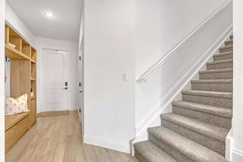 Entry Way - 137 SE Birch Ter, Stuart, FL 34997 photo 5 of 6