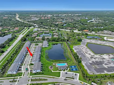 View/Area - 137 SE Birch Ter, Stuart, FL 34997 photo 11 of 16