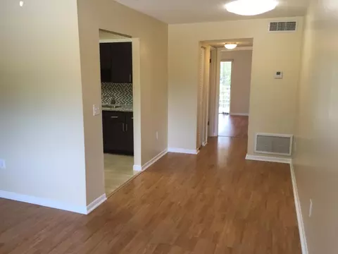 2878 Donnelly Dr #207, Lake Worth, FL 33462