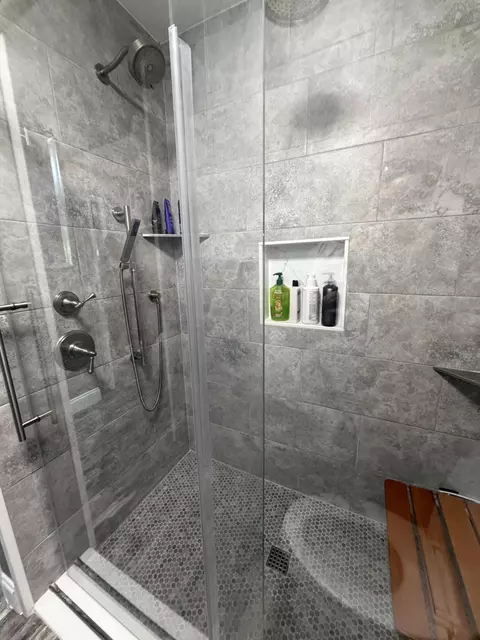 Bath - Undisclosed, Jupiter, FL 33458 photo 5 of 10