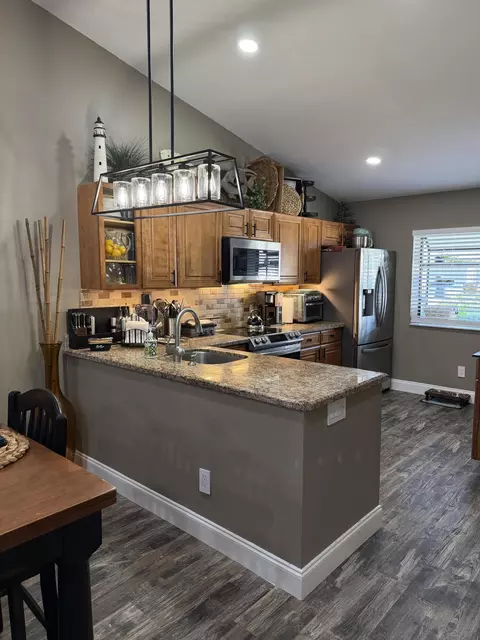 Kitchen - Undisclosed, Jupiter, FL 33458 photo 6 of 7