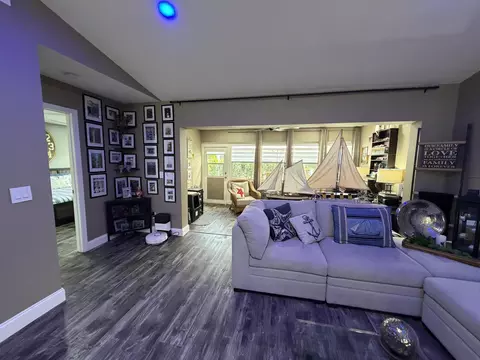 Living - Undisclosed, Jupiter, FL 33458 photo 8 of 8
