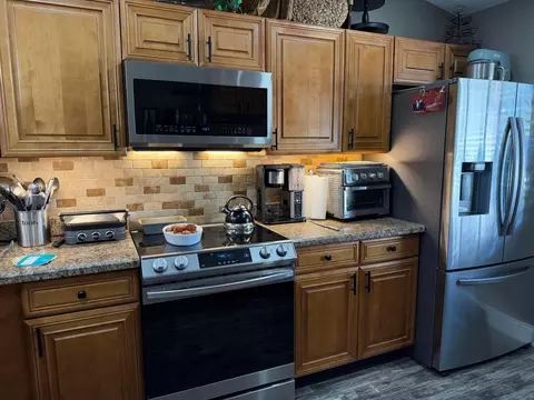 Kitchen - Undisclosed, Jupiter, FL 33458 photo 2 of 7