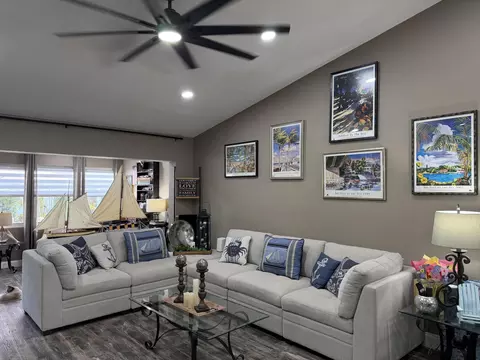 Living - Undisclosed, Jupiter, FL 33458 photo 4 of 8