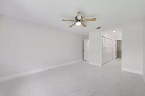 Bedroom - 8157 Springtree Rd, Boca Raton, FL 33496 photo 2 of 5