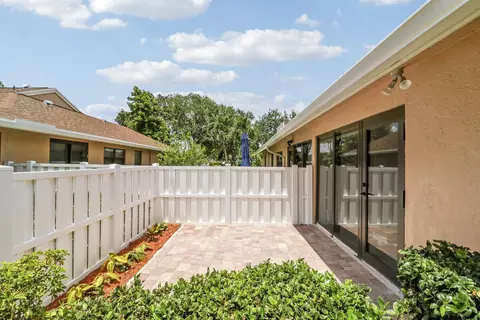 Exterior - 8157 Springtree Rd, Boca Raton, FL 33496 photo 2 of 4