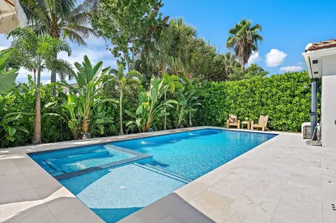 Exterior - 128 Behring Way, Jupiter, FL 33458 photo 4 of 6