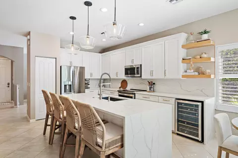 Kitchen - 128 Behring Way, Jupiter, FL 33458 photo 2 of 3
