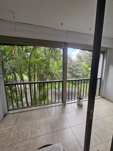 3105 Oakland Shores Dr #J204, Oakland Park, FL 33309