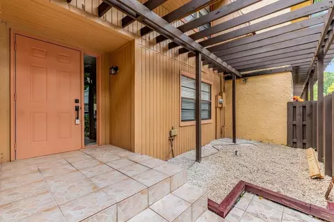 7864 NW 12th St, Plantation, FL 33322