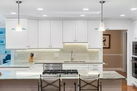 Kitchen - 5883 SE Glen Eagle Way, Stuart, FL 34997 photo 7 of 9