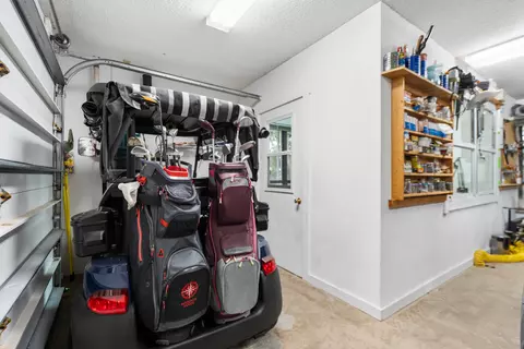 Entry Way - 5883 SE Glen Eagle Way, Stuart, FL 34997 photo 8 of 9