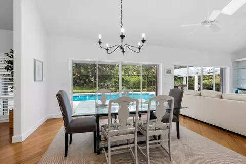 Dining - 5883 SE Glen Eagle Way, Stuart, FL 34997 photo 6 of 8