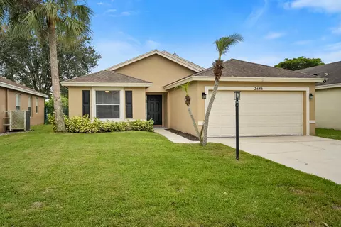 Exterior - 2686 SW Regency Rd, Stuart, FL 34997 photo 3 of 10