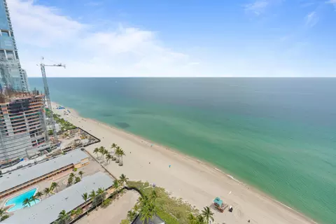 18201 Collins Ave #3704, Sunny Isles Beach, FL 33160