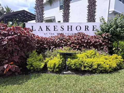 4180 Lagoon Shore Dr, Lake Worth, FL 33467