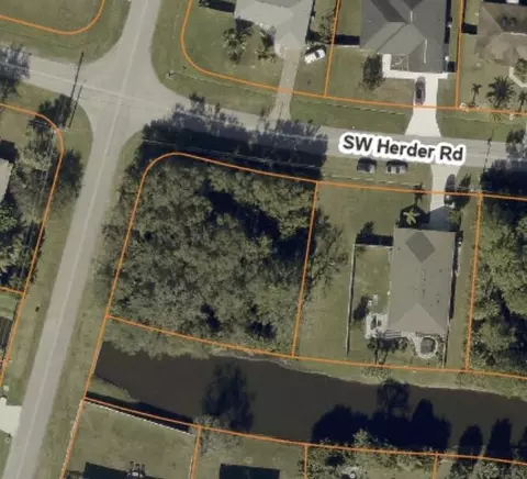 1498 SW Herder Rd, Port St Lucie, FL 34953
