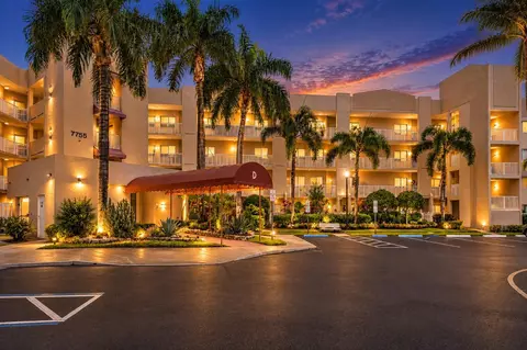 7755 Yardley Dr #410, Tamarac, FL 33321