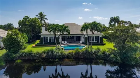 11 Country Rd E, Boynton Beach, FL 33436