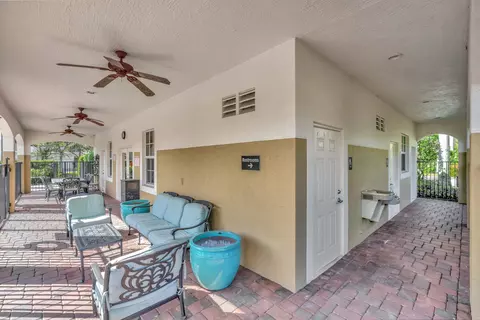 Exterior - 2760 SE Birmingham Dr, Stuart, FL 34994 photo 7 of 9