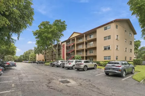 12750 SW 4th Ct #208J, Pembroke Pines, FL 33027