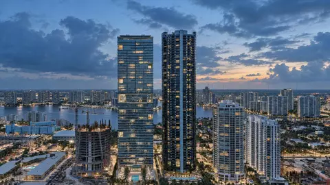18555 Collins Ave #3303, Sunny Isles Beach, FL 33160