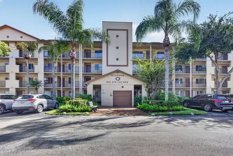 801 SW 141st Ave #302O, Pembroke Pines, FL 33027