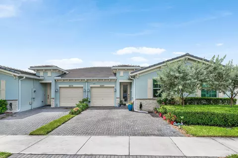 6982 Peters Ln, Delray Beach, FL 33446