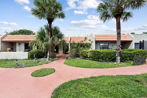143 SE 7th St, Deerfield Beach, FL 33441