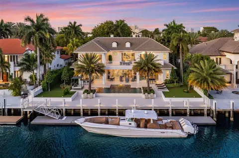 2520 Del Lago Dr, Fort Lauderdale, FL 33316