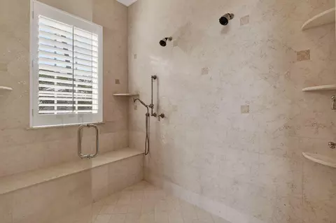 Bath - 107 Schooner Ln, Jupiter, FL 33477 photo 3 of 9