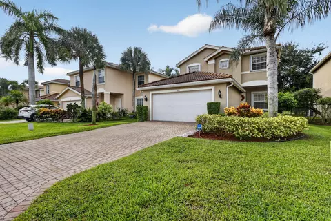 7890 Jewelwood Dr, Boynton Beach, FL 33437