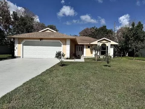 3053 SE Wake Rd, Port Saint Lucie, FL 34984