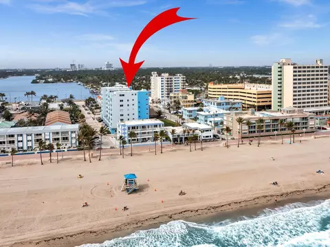 320 S Surf Rd #402, Hollywood, FL 33019