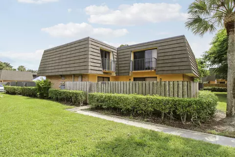 2218 22nd Way, West Palm Beach, FL 33407