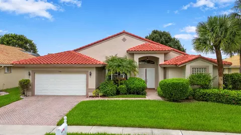 5399 Landon Cir, Boynton Beach, FL 33437