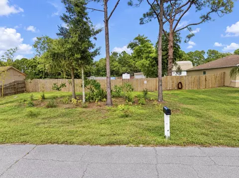 1631 Sadigo St SE, Palm Bay, FL 32909