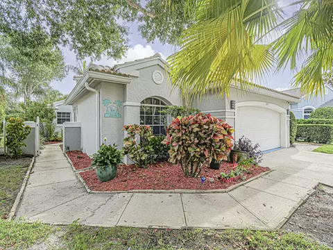 2075 SW Augusta Trce, Palm City, FL 34990