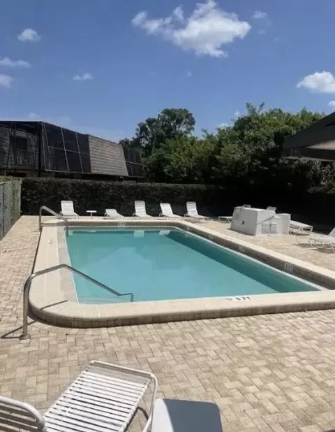 Exterior - 3106 SE Brook St, Stuart, FL 34997 photo 2 of 2