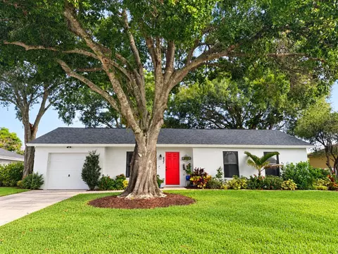437 SW Nativity Ter, Port Saint Lucie, FL 34984