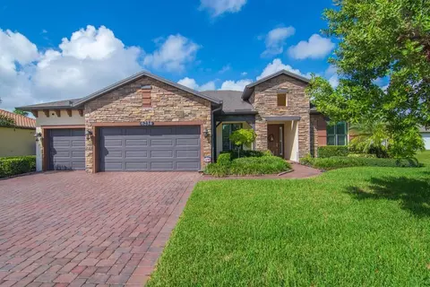 6234 Arcadia Sq, Vero Beach, FL 32966