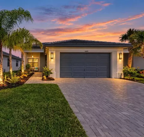 12429 SW High Tide Rd, Port Saint Lucie, FL 34987
