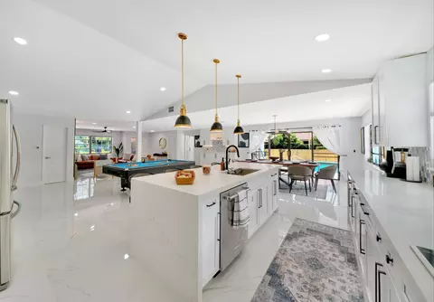4526 Saint Andrews Dr, Boynton Beach, FL 33436