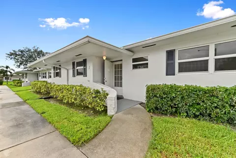 2766 Emory Dr E #I, West Palm Beach, FL 33415